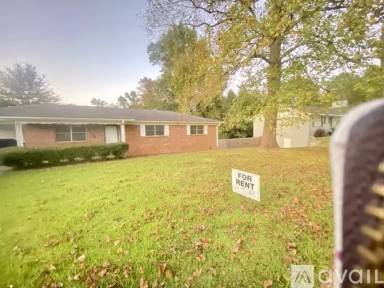 Main picture of 6108 Oakland Heights St