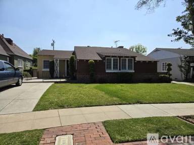Main picture of 444 Gerona Ave