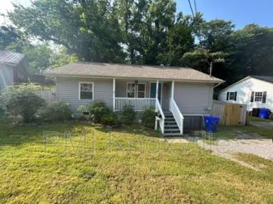 Main picture of 489 W Outer Dr