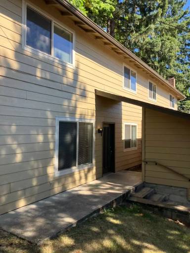 Main picture of 187 Stoneway Dr NW