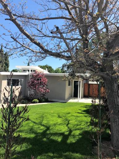 Main picture of 2400 Gonzaga St