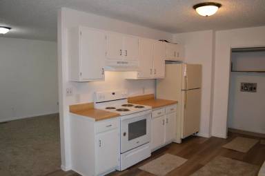 Main picture of 809 W 12th Ave N