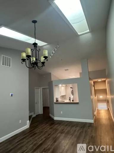 Main picture of 3000 S Semoran Blvd