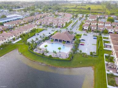 Main picture of 8942 W 35th Ct