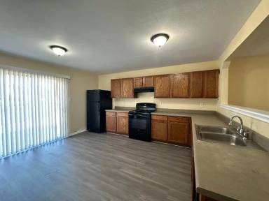 Main picture of 12411 Avens Arbor