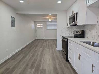 Main picture of 5380 W 3rd Pl