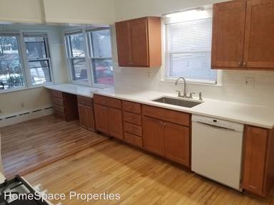 Main picture of 813 Forest Ave