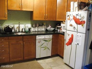 Main picture of 474 Broadway