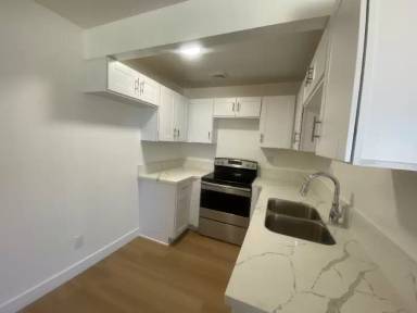 Main picture of 444 E Rowland St