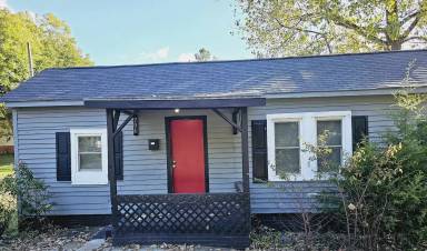 Main picture of 706 Adams St