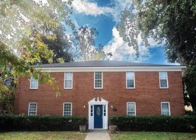 Main picture of 134 Greene St