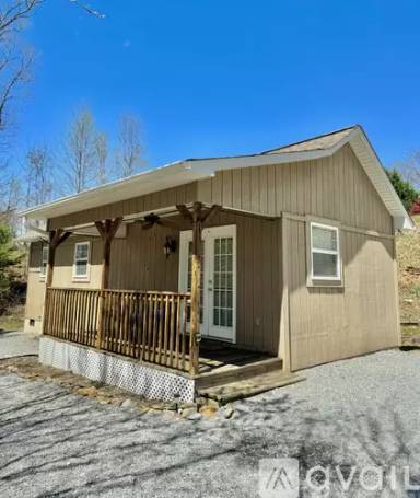 Main picture of 37 Coyote Rd