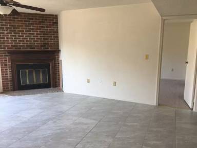 Main picture of Courtyard Condominiums