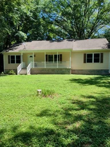 Main picture of 21140 Kansas Ave