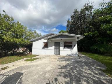 Main picture of 5627 NW 6th Ave