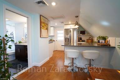 Main picture of 17 Woodbridge St
