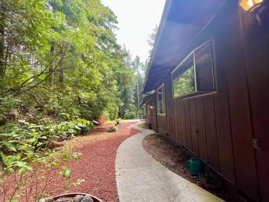 Main picture of 2485 Sonnenfelt Rd