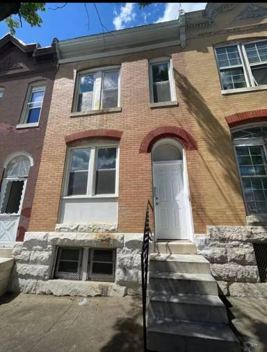 Main picture of 1932 Harlem Ave