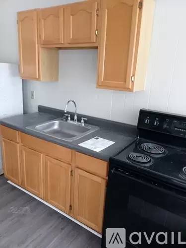 Main picture of 411 5th Ave