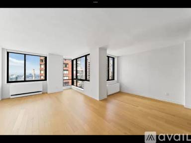 Main picture of One Columbus Place