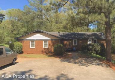 Main picture of 155 Windy Hill Ct