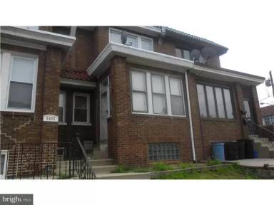 Main picture of 5403 Oakland St