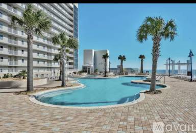 Main picture of Laketown Wharf Condo