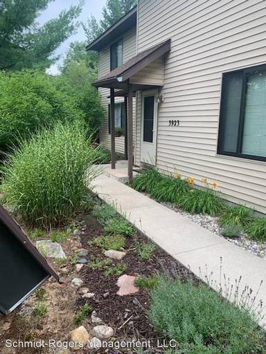 Main picture of 3923 Emily Ln