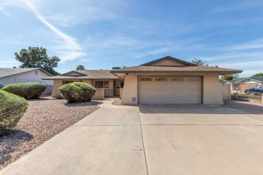 Main picture of 1605 E La Jolla Dr