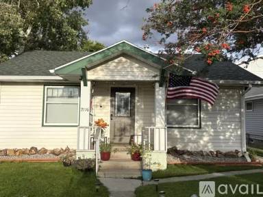 Main picture of 2116 Utah Ave
