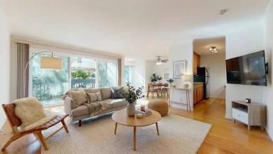 Main picture of 902 Camino Real