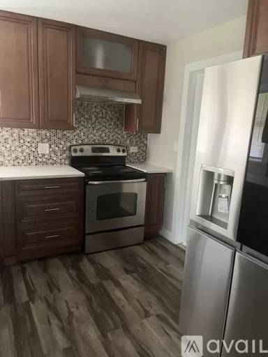 Main picture of 1249 Wayne Dr