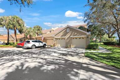 Main picture of 20161 Seagrove St