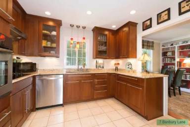 Main picture of 7 Banbury Ln