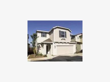 Main picture of 636 Gardenia Pl