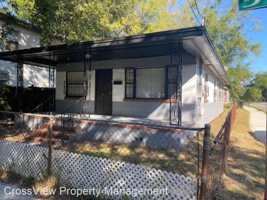 Main picture of 1103 W 5th St