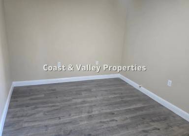 Main picture of 319 Maple Ave