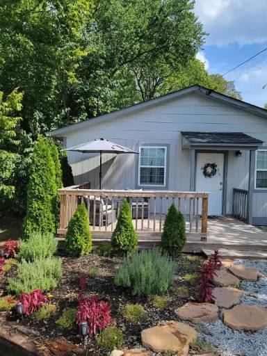 Main picture of 1211A Katie Ave