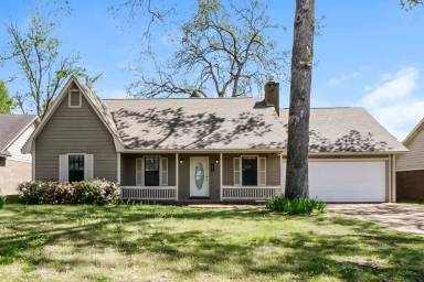 Main picture of 7352 Alexander Rd