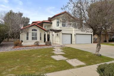 Main picture of 537 Rosinante Rd