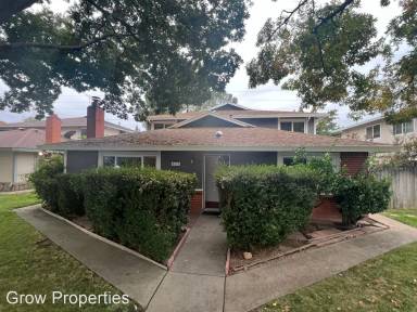 Main picture of 821 Carro Dr