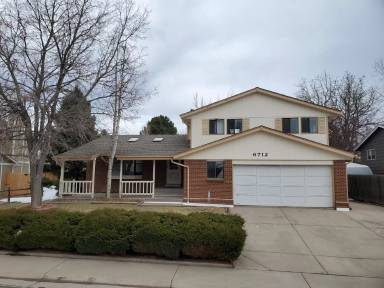 Main picture of 6712 Cole Cir