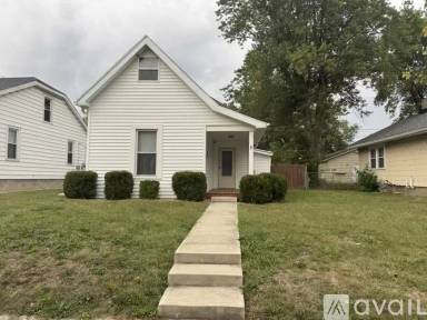 Main picture of 1124 W 6th St