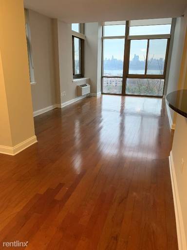Main picture of 8817 River Rd