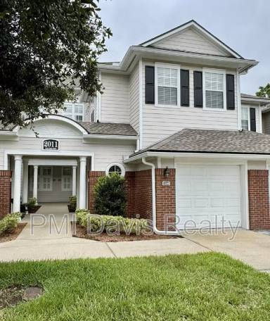 Main picture of 2011 Pond Ridge Ct