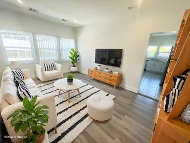 Main picture of 84 N Catalina Ave