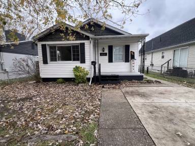 Main picture of 2221 Cleveland Ave
