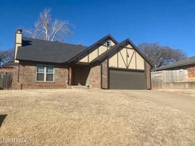 Main picture of 13317 Shady Tree Pl