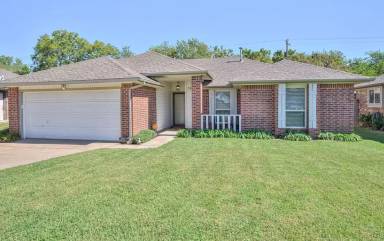 Main picture of 1912 Gerrie St