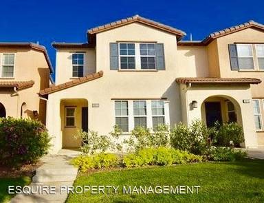 Main picture of 3012 N Ventura Rd